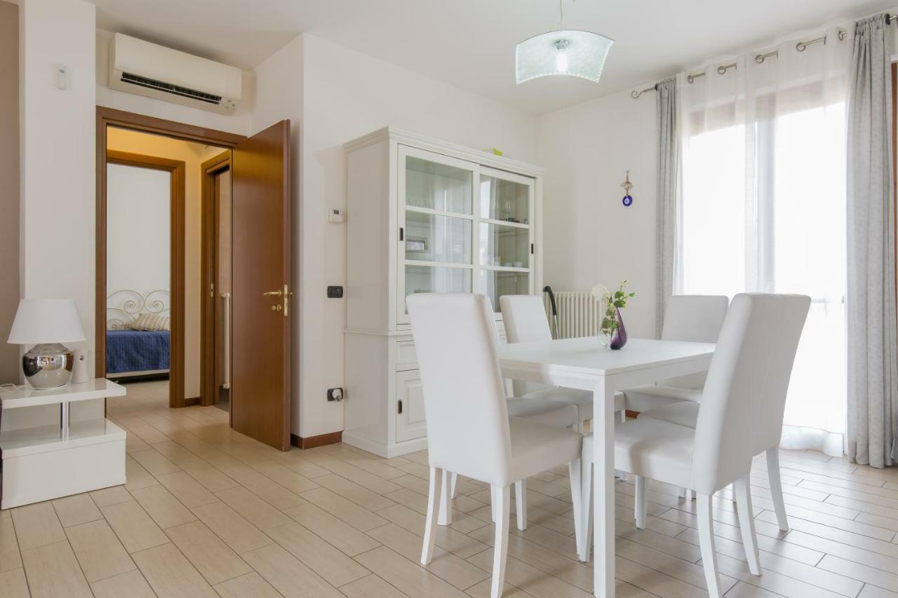 Claudia's House Con Piscina Appartamento Peschiera del Garda